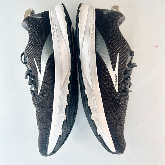 Brooks Revel 4 Running Sneakers Walking Jogging Gym Shoes Grey Black Women 8 - Picture 6 of 14
